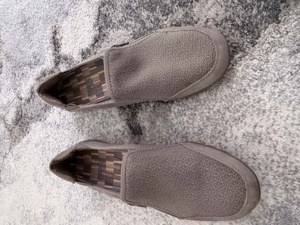 Skechers Relaxed Fit Air Cooled Gray Chocolate Leather Women's 8 Slip on Loafer